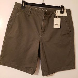 a.n.a. NWT Mid-Rise Twill Bermuda Shorts 9" Inseam Khaki Green Sz 10